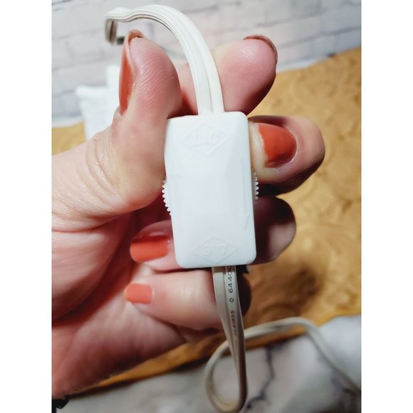 Vintage U.L Lighted House with original box - Picture 10 of 16